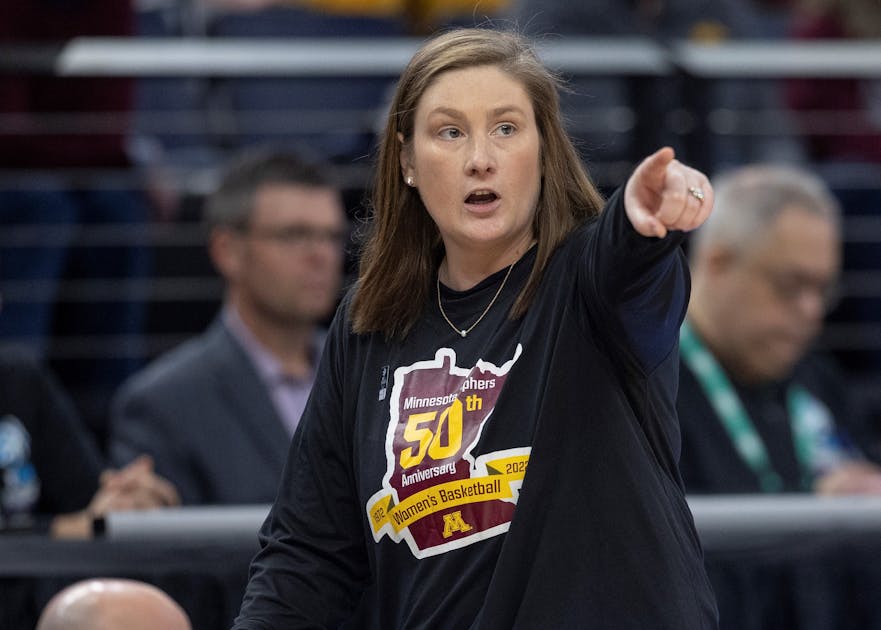Give Lindsay Whalen one more season, or it’s time for a new direction.

Translate this text to English. Output the result without any additional text: