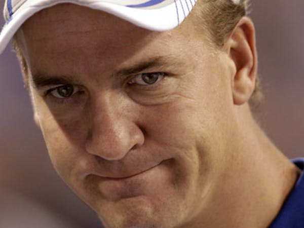 Manning won't play vs. Texans, ending streak