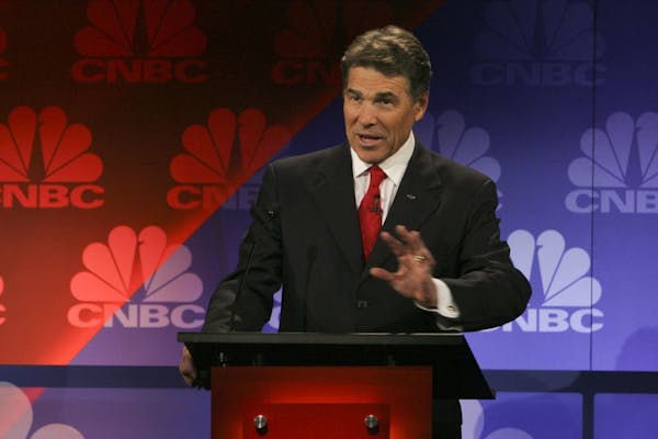 Perry forgets agencies he'd eliminate