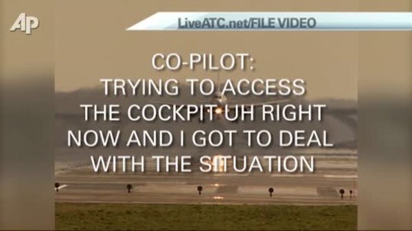 Pilot stuck in bathroom sparks scare on plane