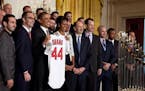 Obama honors St. Louis Cardinals