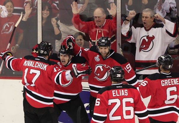 Devils stay alive, force Game 6 with 2-1 win