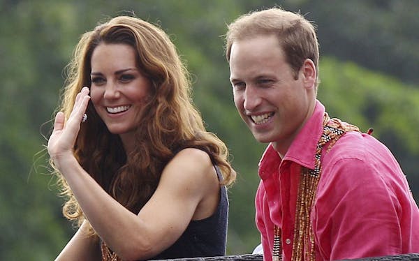 Palace says Duchess of Cambridge expecting