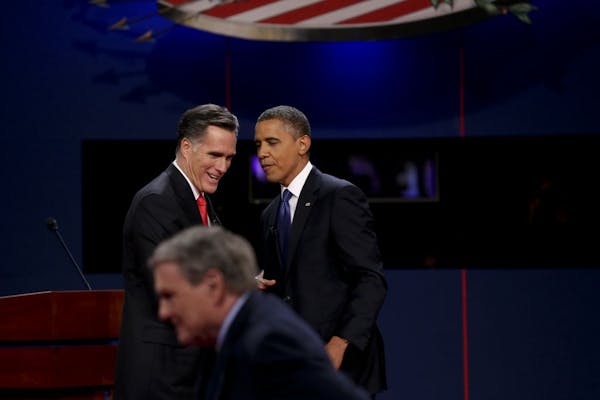 Romney tries to capitalize on strong debate