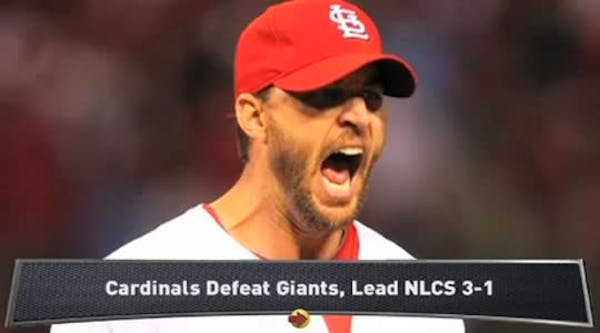 Cardinals win, push Giants to brink