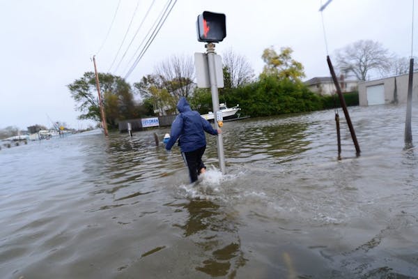Superstorm Sandy shutting down East Coast