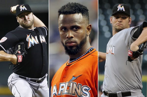 Marlins agree to trade Reyes and Johnson