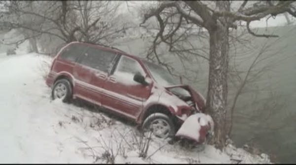 Winter snowstorm pounding parts of Midwest