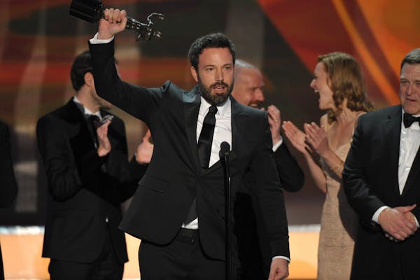 'Argo' wins top honor at SAG Awards