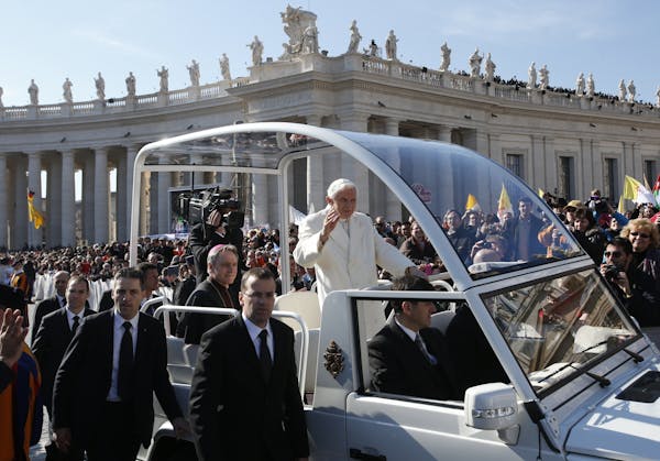 Pope speaks English at final audience