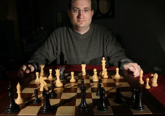 Chess Grandmaster MVL teams up with STAKRN Agency