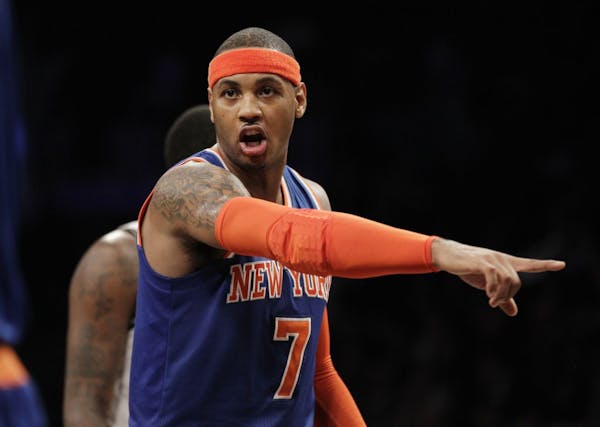 Knicks hot; will Lakers make playoffs?
