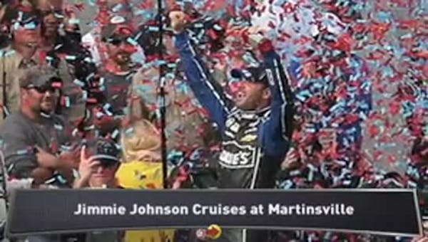 Jimmie Johnson cruises at Martinsville
