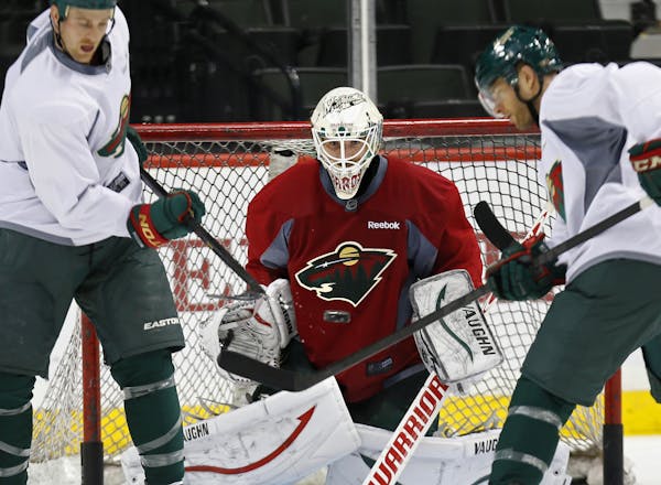 On Monday, Josh Harding was the Wild’s backup goalie, stopping shots. But Tuesday night, he was rushed into the starting lineup and responded with a