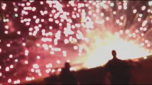 28 injured at California fireworks show