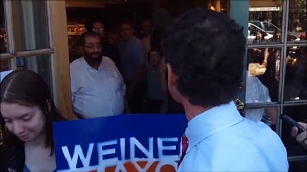 Anthony Weiner and NY voter in heated exchange