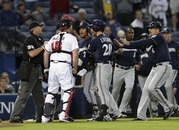 Near brawl in Atlanta; Yankees eliminated