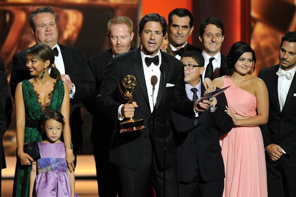 'Breaking Bad,' Modern Family' win top Emmys