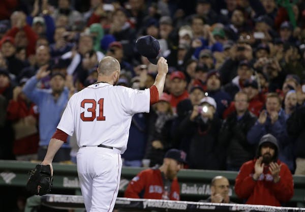 World Series: Lester, Sox cruise to victory