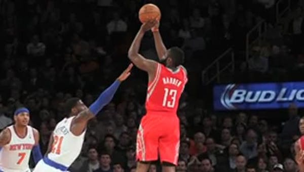 Jeremy Lin returns to the Garden, beats Knicks