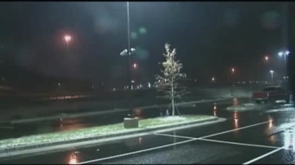 Severe storm disrupts holiday travel
