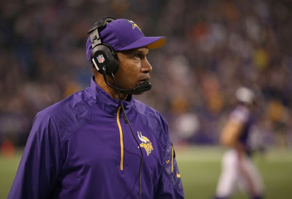 The Vikings are guaranteed to have a losing record for the third time in four seasons, but coach Leslie Frazier oversaw a playoff team a year ago and 