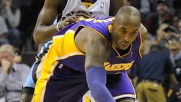 Kobe Bryant diagnosed with knee fracture