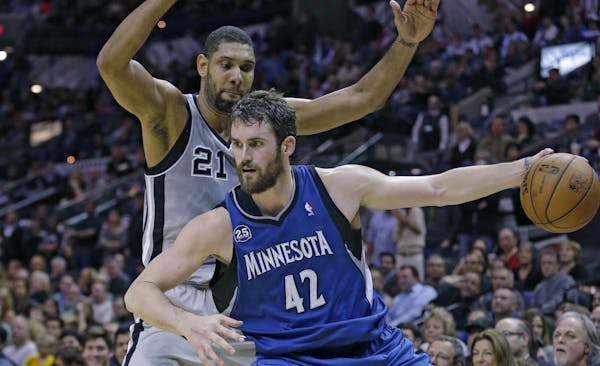 Duke coach Mike Krzyzewski likes that the Wolves’ Kevin Love can be effective inside or outside.
