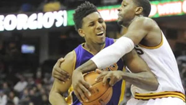 Lakers survive oddest finish of NBA season