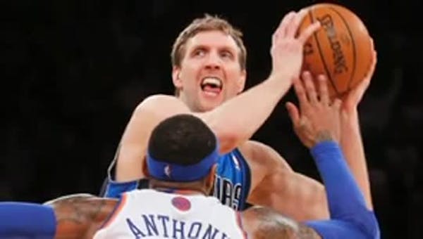 Nowitzki's buzzer-beater stuns Knicks