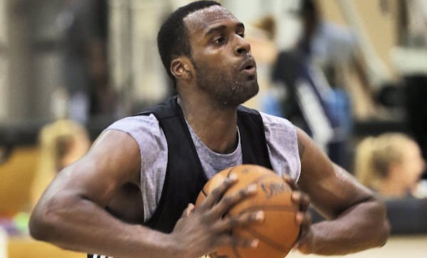 Shabazz Muhammad works out for the Wolves.