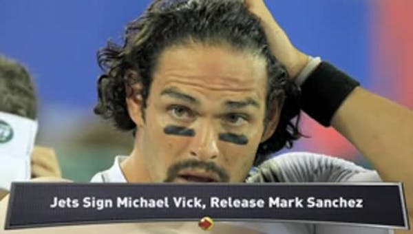 New York Jets sign Vick, release Sanchez