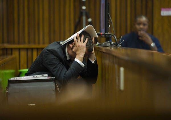 Analyst: Pistorius didn't have prosthetics on at time of murder