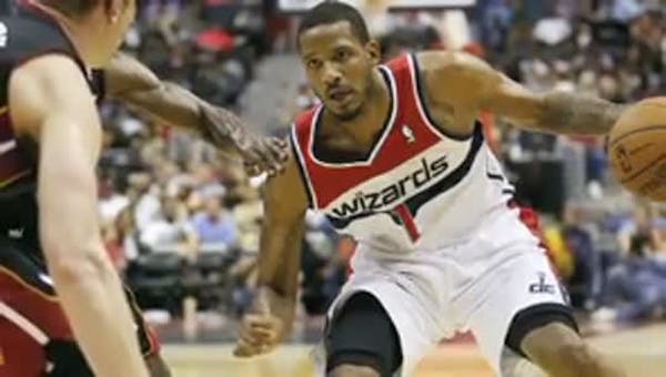 Heat falls to Wizards; Pacers get top seed