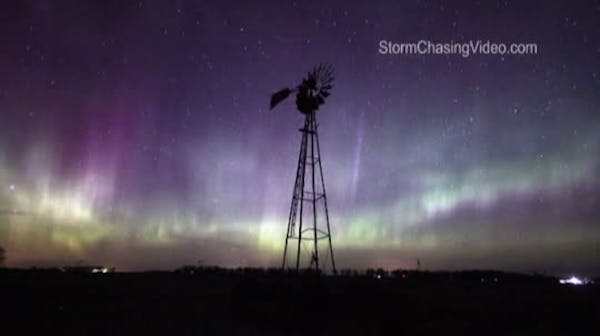 Aurora Borealis lights up Minnesota