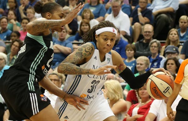 Seimone Augustus:  “I’m a player that knows what I can do on the floor, and I never stray from that.”