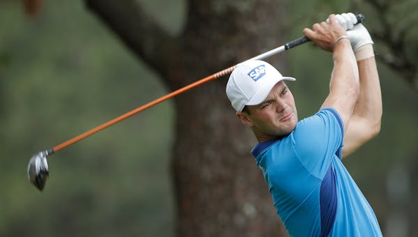Martin Kaymer rolls to lead at U.S. Open