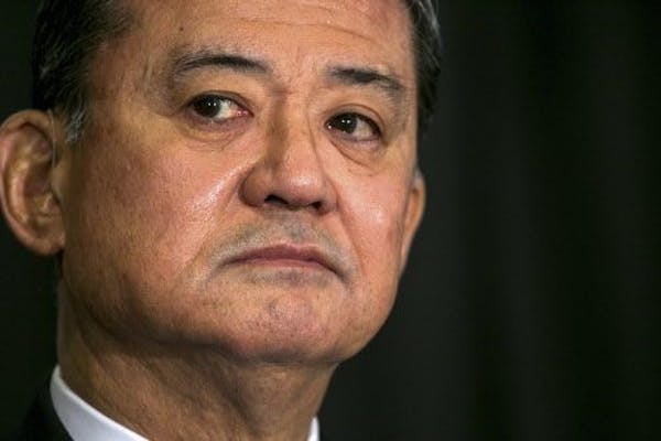 Shinseki apologizes for VA scandal