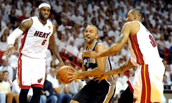 Spurs destroy Miami in Game 4 blowout