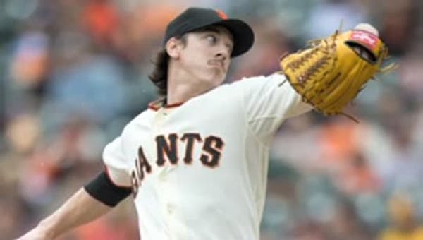 Lincecum throws second career no-hitter