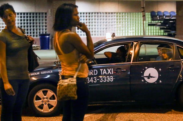 Are Minneapolis taxi drivers rejecting fares based on race?