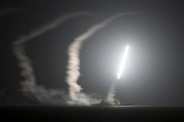 Missiles are launched in attack on ISIL