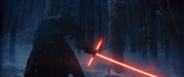Trailer: "Star Wars: The Force Awakens"