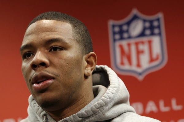 Ray Rice wins appeal, reinstated to NFL