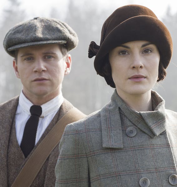 Allen Leech plays Tom Branson and Michelle Dockery is Lady Mary in “Downton Abbey,” which kicks off its fifth season Sunday.