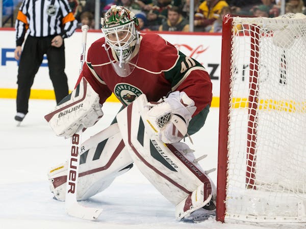 Minnesota Wild goalie Devan Dubnyk (40) eyes the puck during a Panthers attack in the second period on Thursday night. ] (Aaron Lavinsky | StarTribune