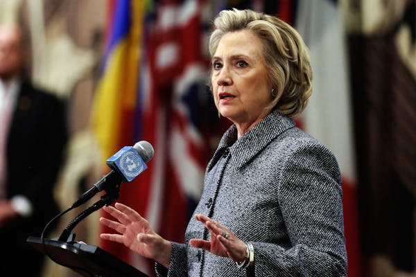 Clinton: No reason to save personal emails