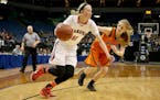 Shakopee's Taylor Koenen cut to the basket during the first half.