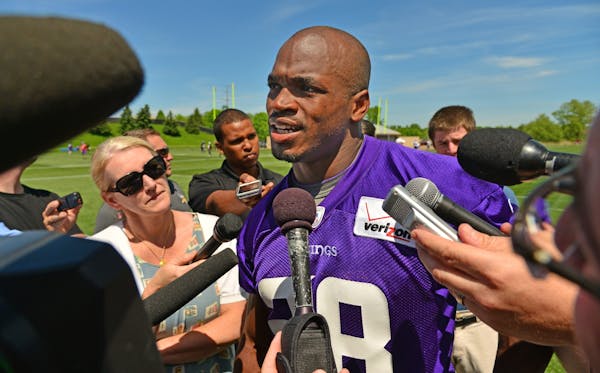 Vikings' Adrian Peterson discusses frightening allergic reaction