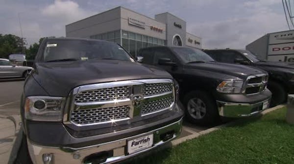 Fiat Chrysler must offer to buy back 500K trucks